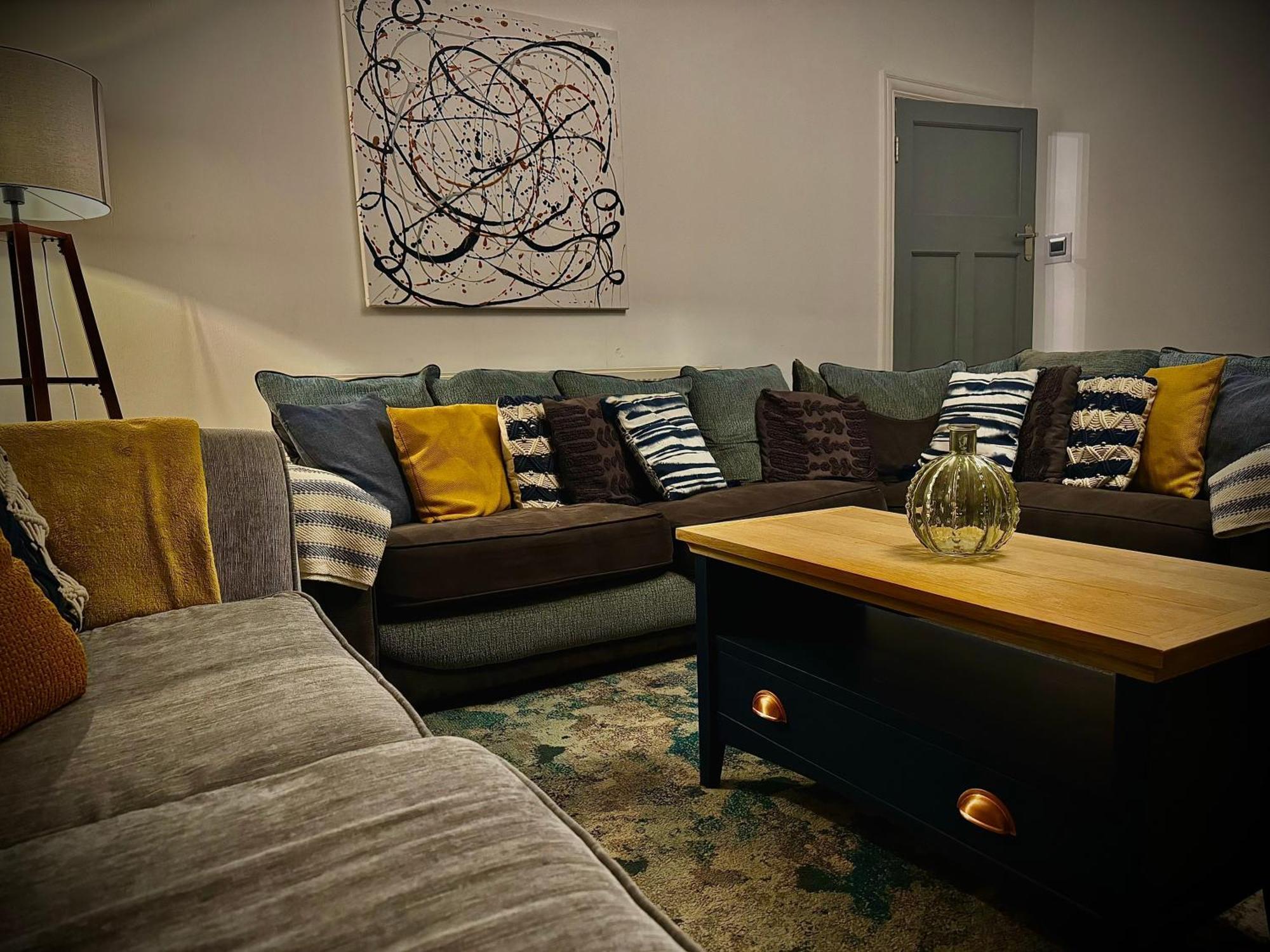 Villa Sleeps10-Parking-Garden-Hottub-Petfriendly Blackpool Esterno foto