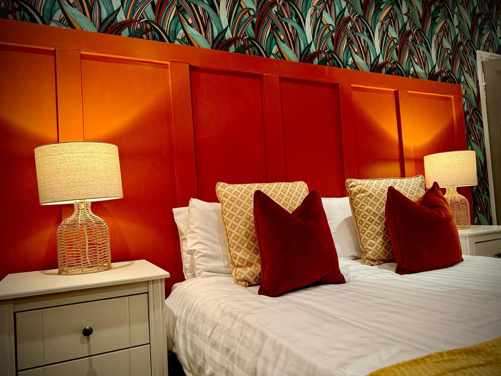 Villa Sleeps10-Parking-Garden-Hottub-Petfriendly Blackpool Esterno foto